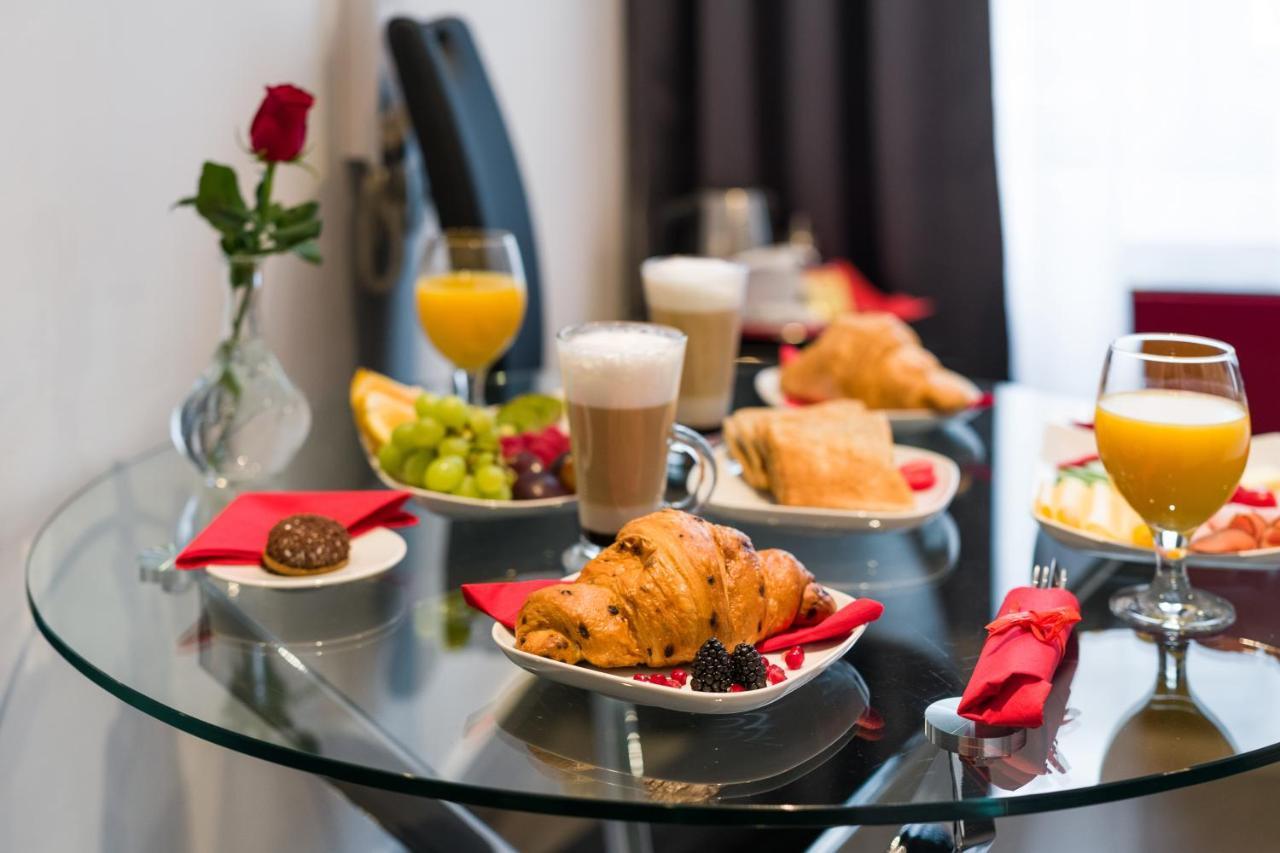 קרקוב Komorowski Luxury Guest Rooms מראה חיצוני תמונה