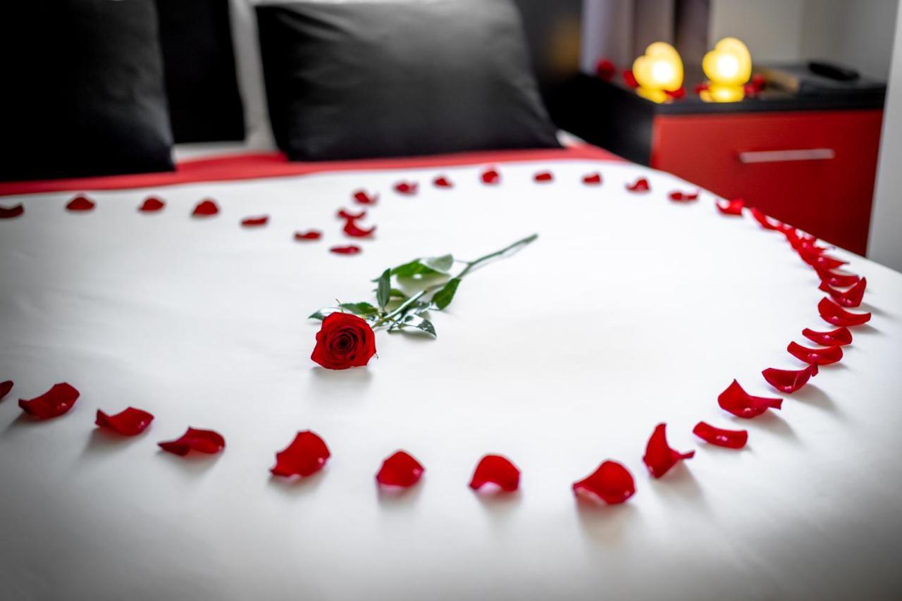 קרקוב Komorowski Luxury Guest Rooms מראה חיצוני תמונה
