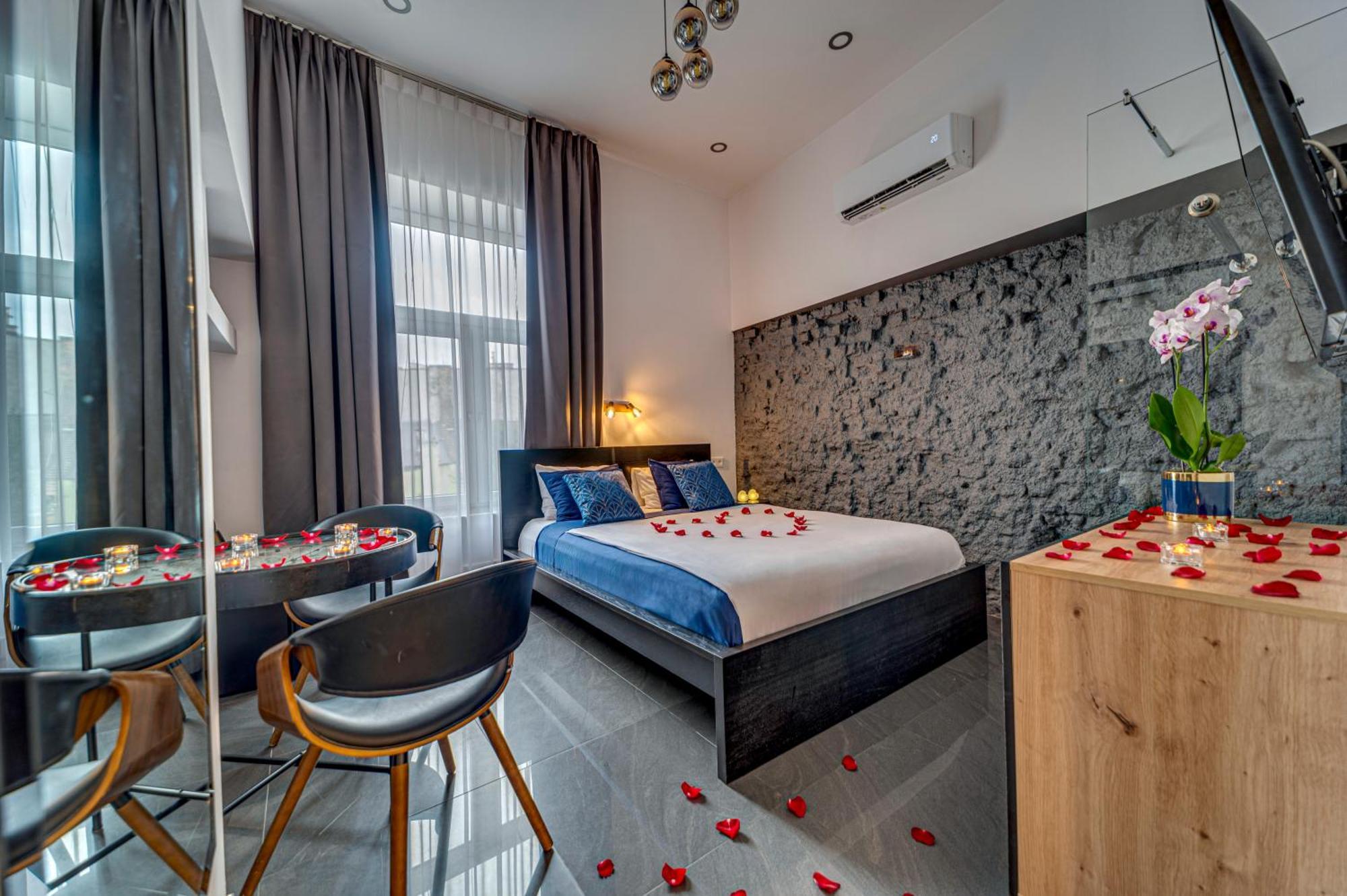 קרקוב Komorowski Luxury Guest Rooms מראה חיצוני תמונה